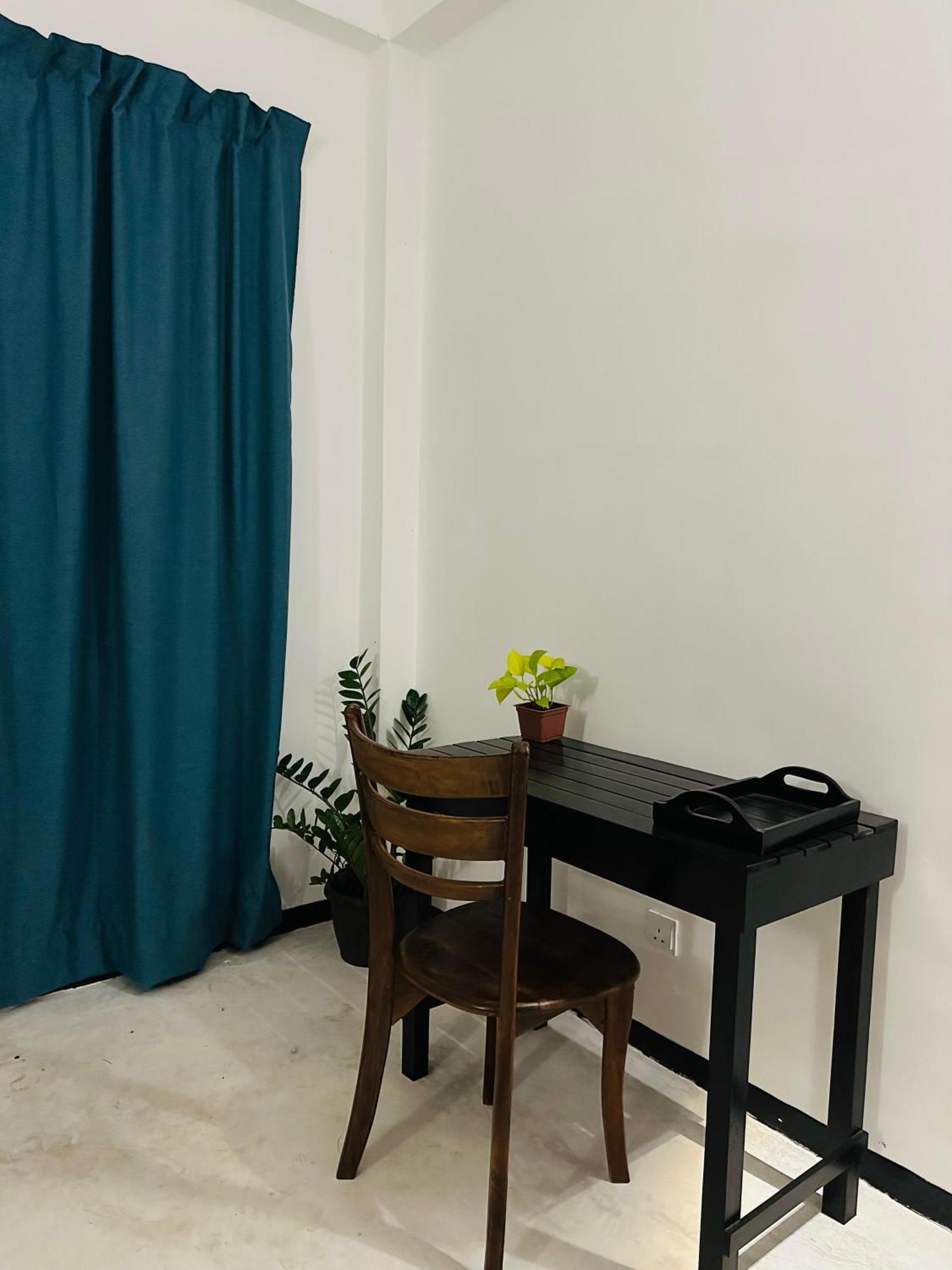 La Fiesta Bed & Breakfast เวลิกามา ภายนอก รูปภาพ